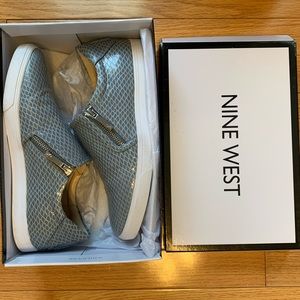 Nine West croc blue/gray shoes, 8-1/2, EUC